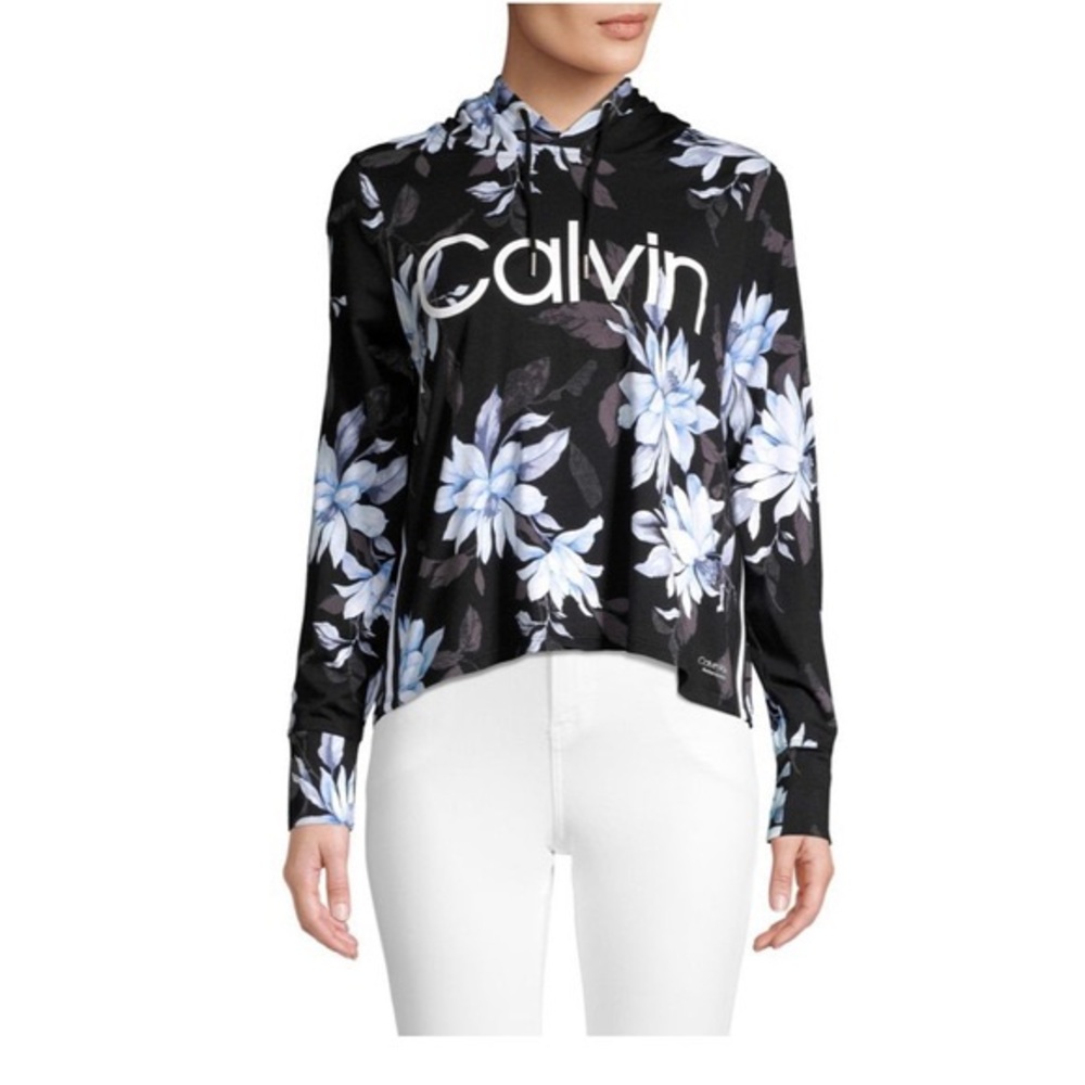 Cute and Flattering Cropped Hoodie <3